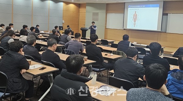 한수원이 13일 '2024년 상반기 전사 안전관리 워크숍'을 개최하고 있다.