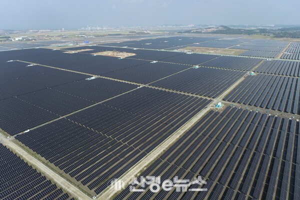 새만금 RE100산단법 만들어지나...재생에너지 자립도시 법으로 명시